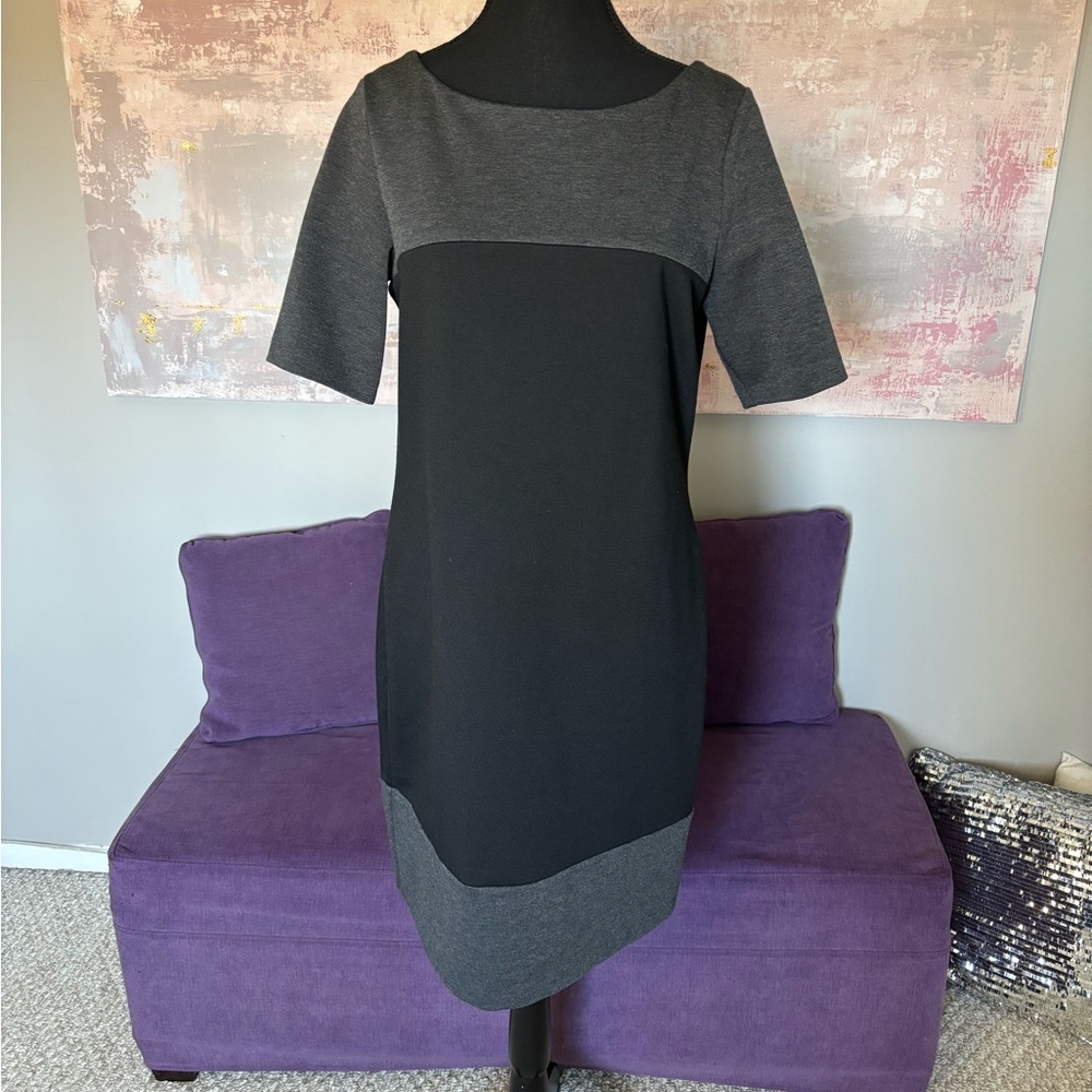 Jones New York Black and White  Sheath Midi  Dress with Bateau Neckline Size 10P